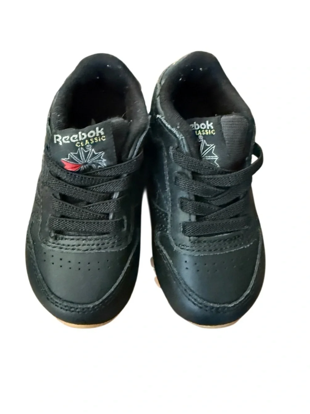 Reebok Kids Classic Black Leather Sneakers with Gum Outsole-Size 4